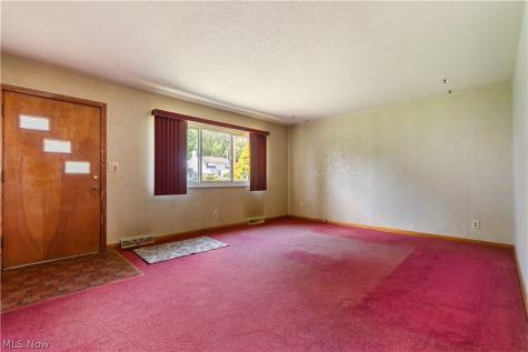 2263 Dewport Drive Akron OH 44312
