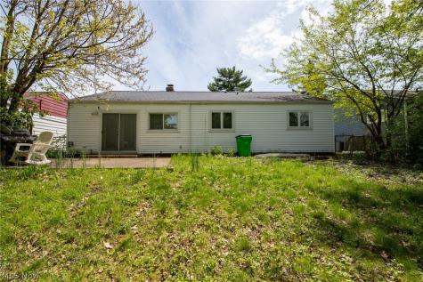 1346 Ranchland Drive Mayfield Heights OH 44124