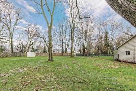 1608 Sunview Road Lyndhurst OH 44124