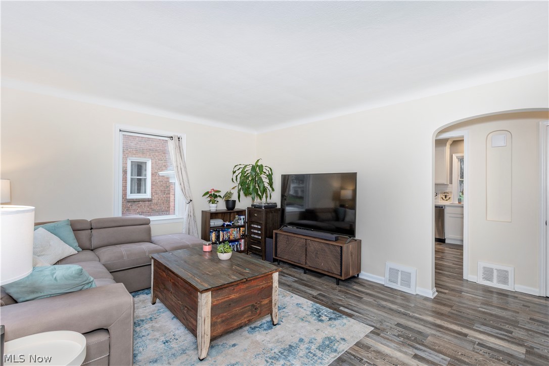 1608 Sunview Road Lyndhurst OH 44124