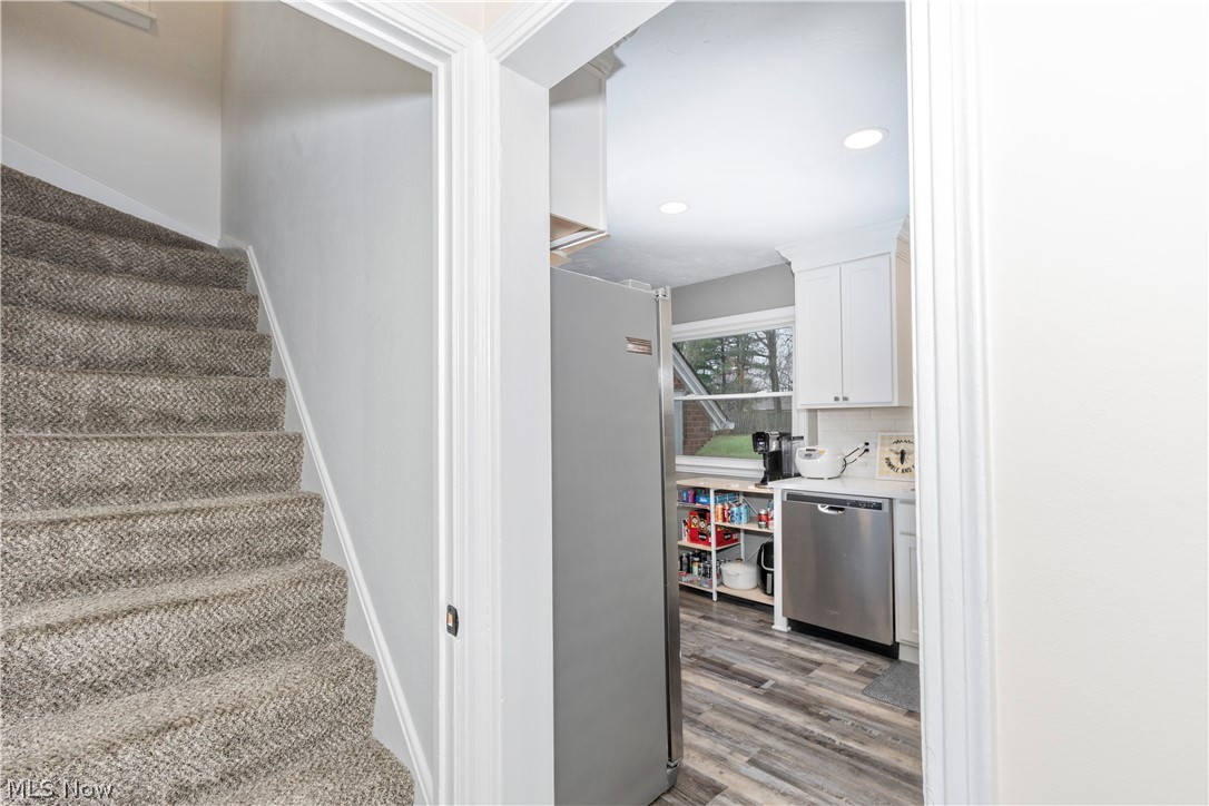 1608 Sunview Road Lyndhurst OH 44124
