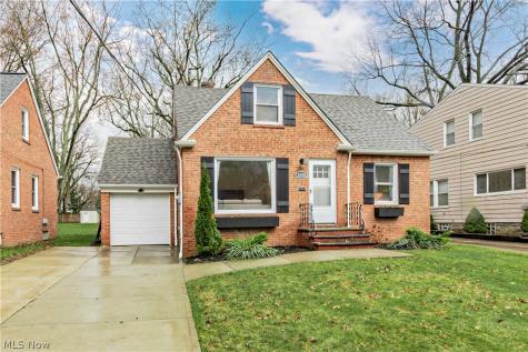 1608 Sunview Road Lyndhurst OH 44124