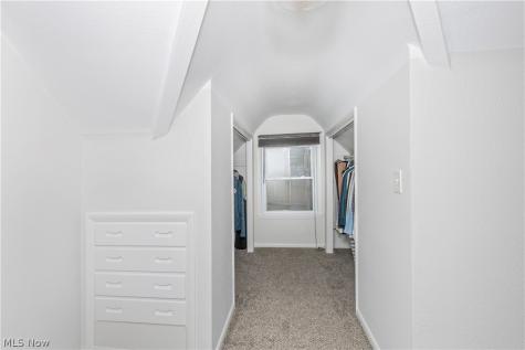 1608 Sunview Road Lyndhurst OH 44124