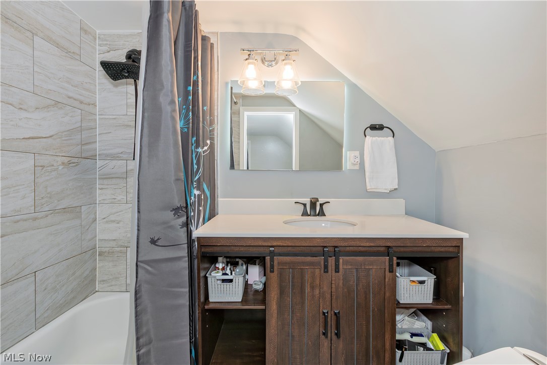 1608 Sunview Road Lyndhurst OH 44124