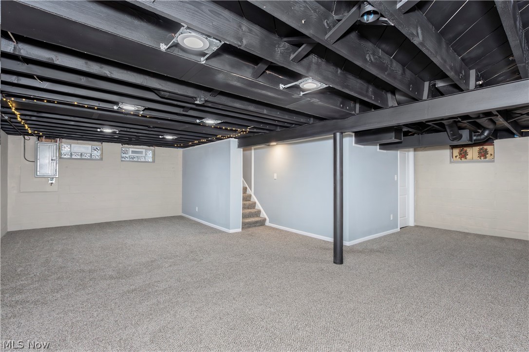 1608 Sunview Road Lyndhurst OH 44124
