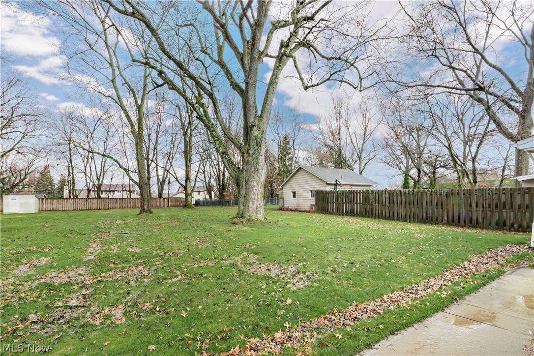 1608 Sunview Road Lyndhurst OH 44124