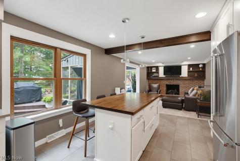 7468 Canyon Circle Middleburg Heights OH 44130