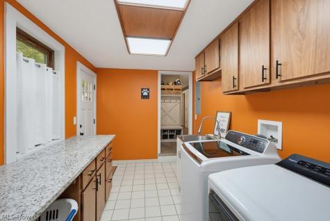 7468 Canyon Circle Middleburg Heights OH 44130