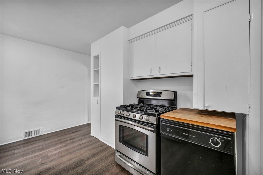 4413 Torrington Avenue Parma OH 44134