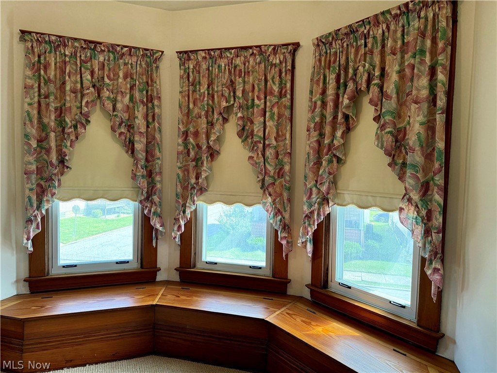 2019 Charles Street Wellsburg WV 26070
