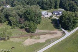 13862 Lawnfield Street SW Beach City OH 44608