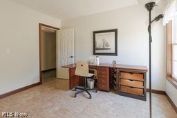13862 Lawnfield Street SW Beach City OH 44608