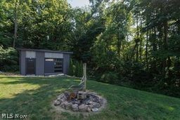 13862 Lawnfield Street SW Beach City OH 44608