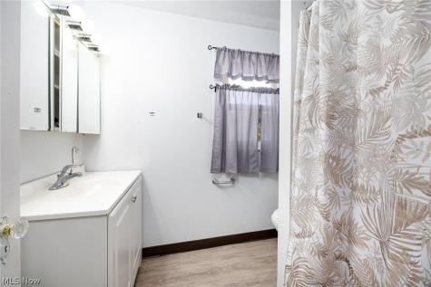 1740 Anton Street Akron OH 44320
