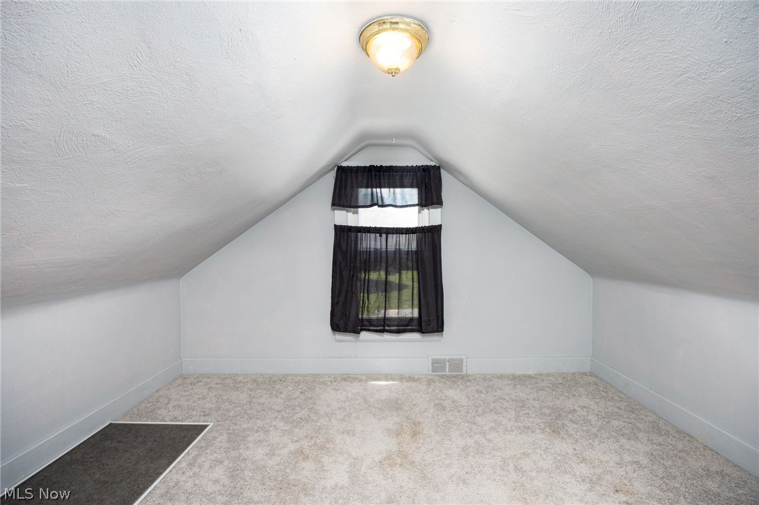 1740 Anton Street Akron OH 44320