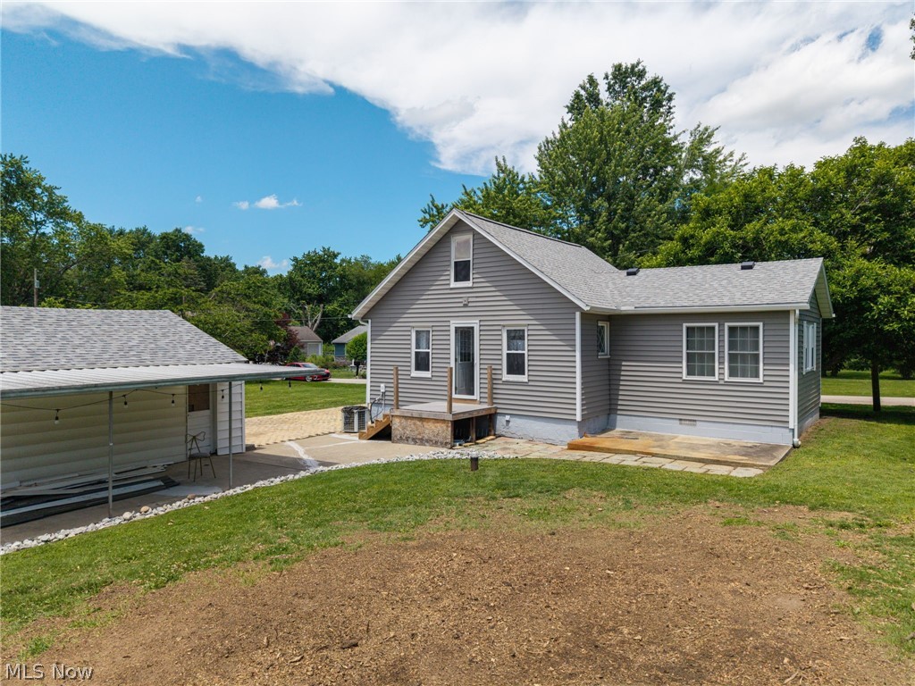 1740 Anton Street Akron OH 44320