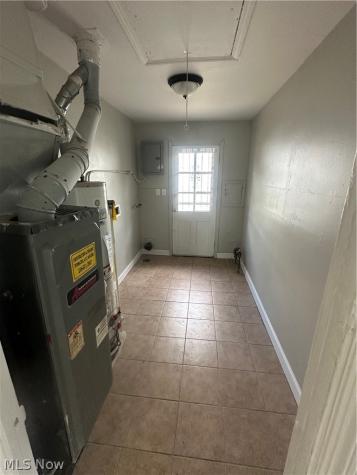 12510 Summerland Avenue Cleveland OH 44111