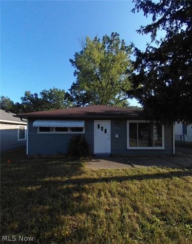 12510 Summerland Avenue Cleveland OH 44111