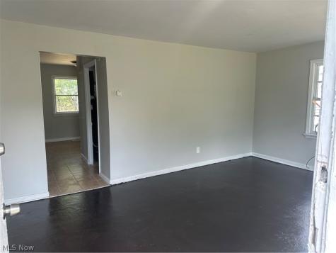 12510 Summerland Avenue Cleveland OH 44111