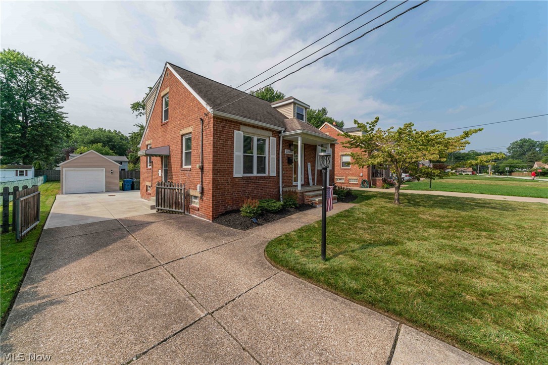 22589 Macbeth Avenue Fairview Park OH 44126