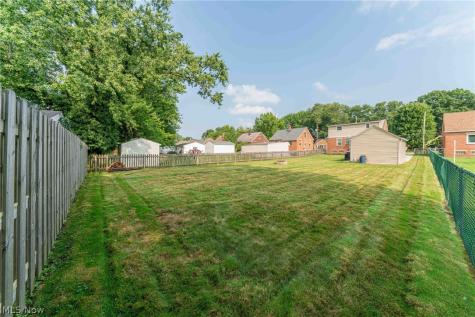 22589 Macbeth Avenue Fairview Park OH 44126