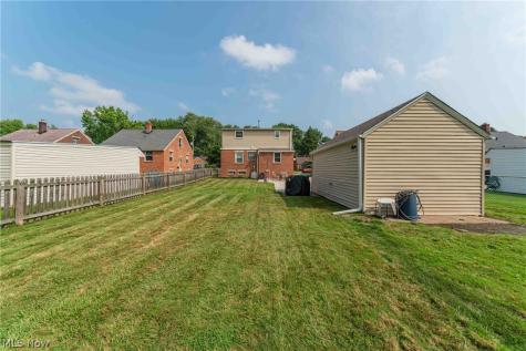 22589 Macbeth Avenue Fairview Park OH 44126