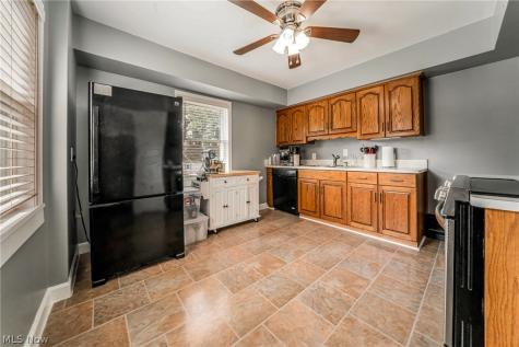 22589 Macbeth Avenue Fairview Park OH 44126