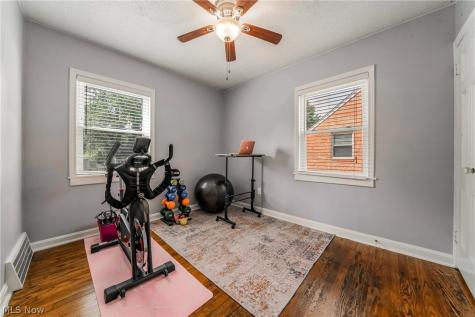 22589 Macbeth Avenue Fairview Park OH 44126