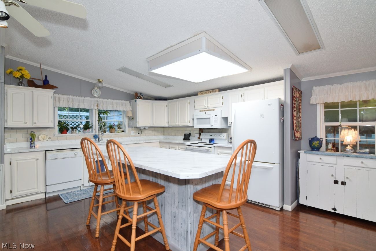148 Oaktree Lane Hiram OH 44234