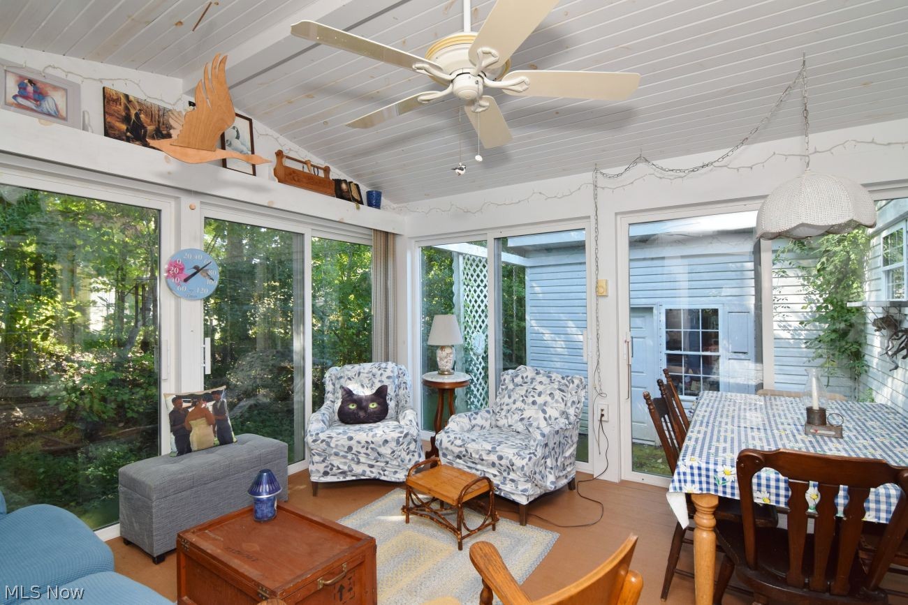 148 Oaktree Lane Hiram OH 44234