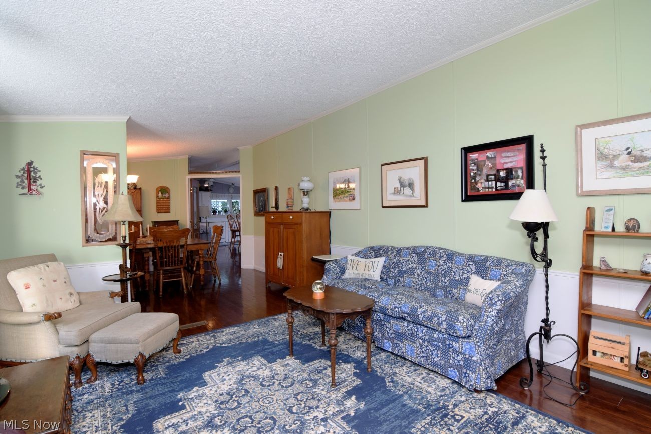 148 Oaktree Lane Hiram OH 44234
