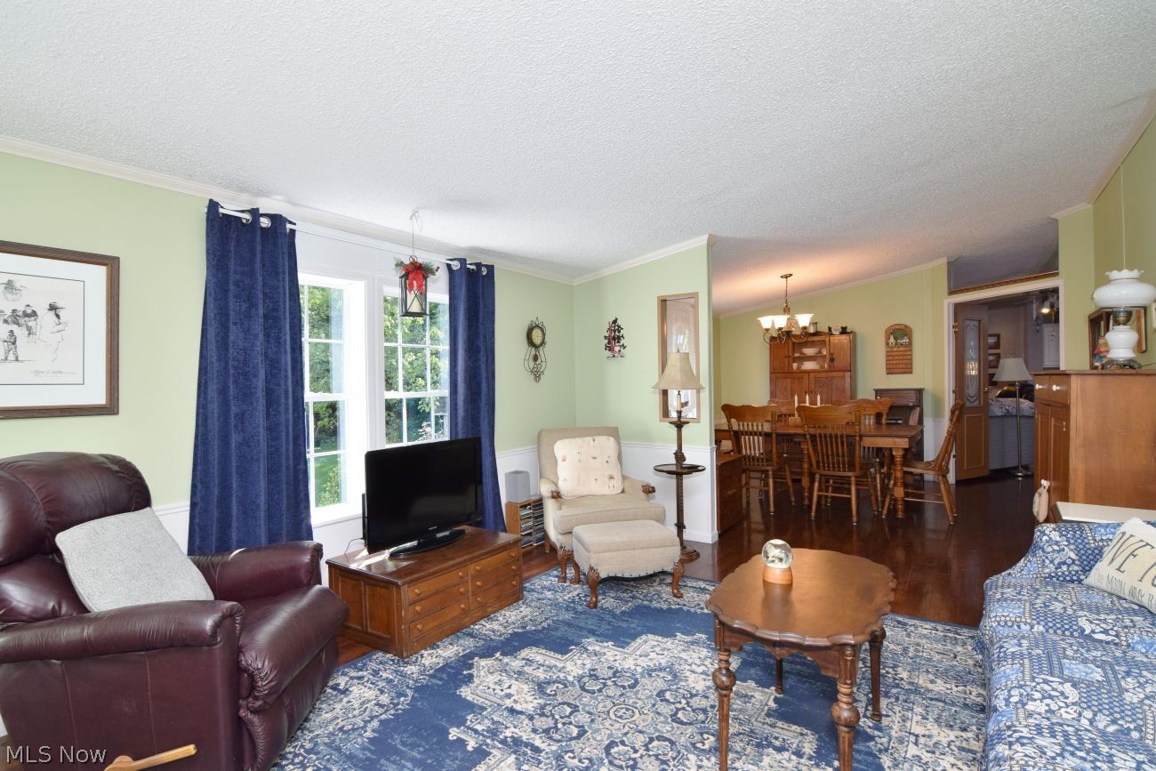 148 Oaktree Lane Hiram OH 44234