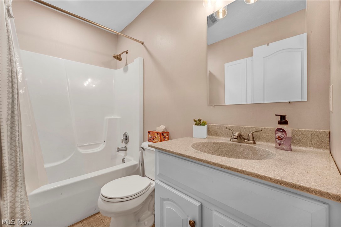 690 Grantwood Avenue Sheffield Lake OH 44054