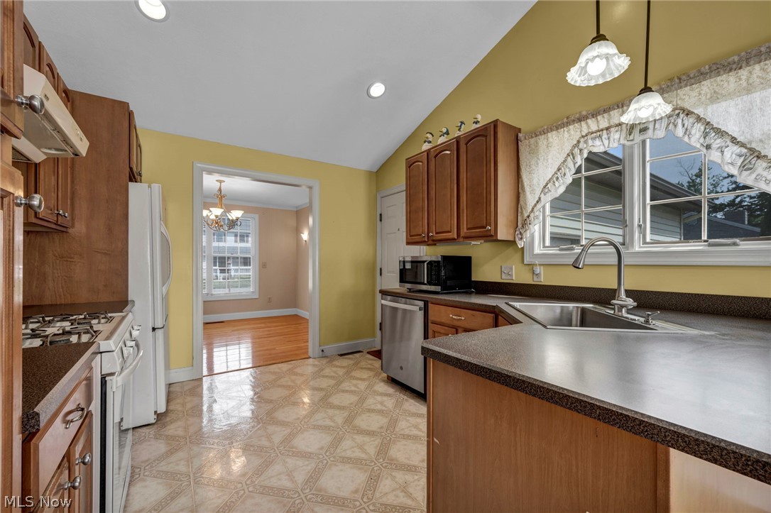690 Grantwood Avenue Sheffield Lake OH 44054