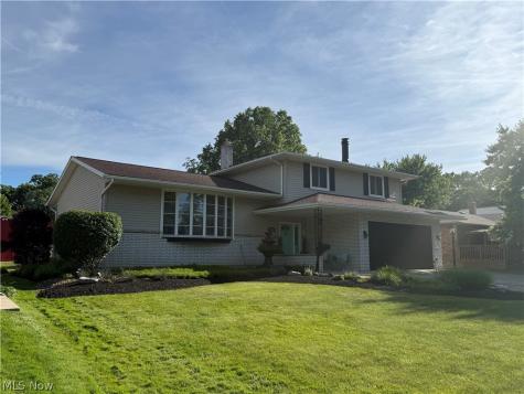 13981 Indian Creek Drive Middleburg Heights OH 44130