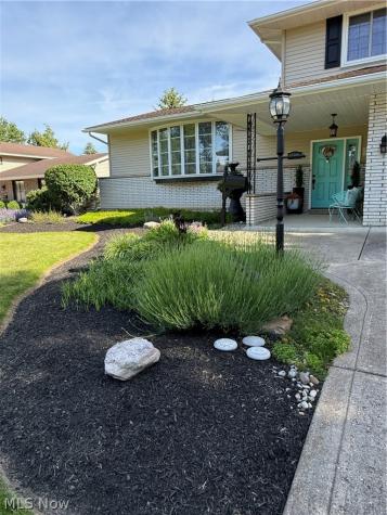 13981 Indian Creek Drive Middleburg Heights OH 44130