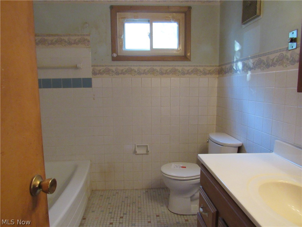 596 Terrace Willowick OH 44095
