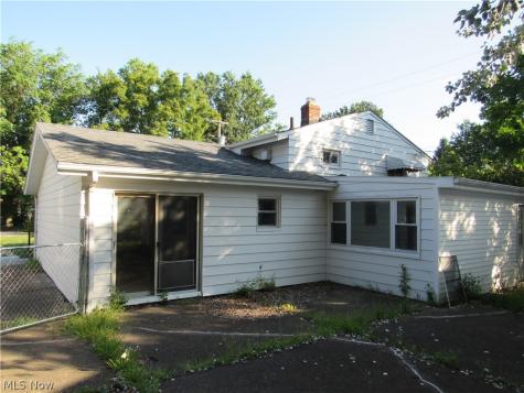 596 Terrace Willowick OH 44095