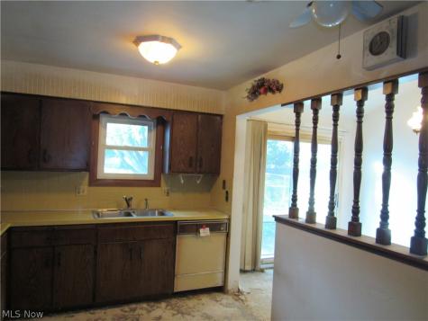 596 Terrace Willowick OH 44095