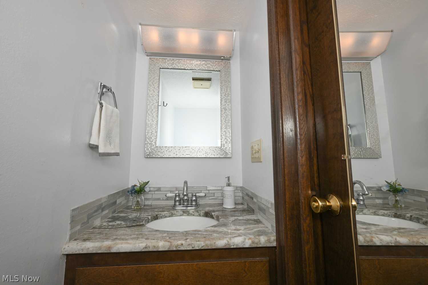 5490 Vermouth Street NW North Canton OH 44720