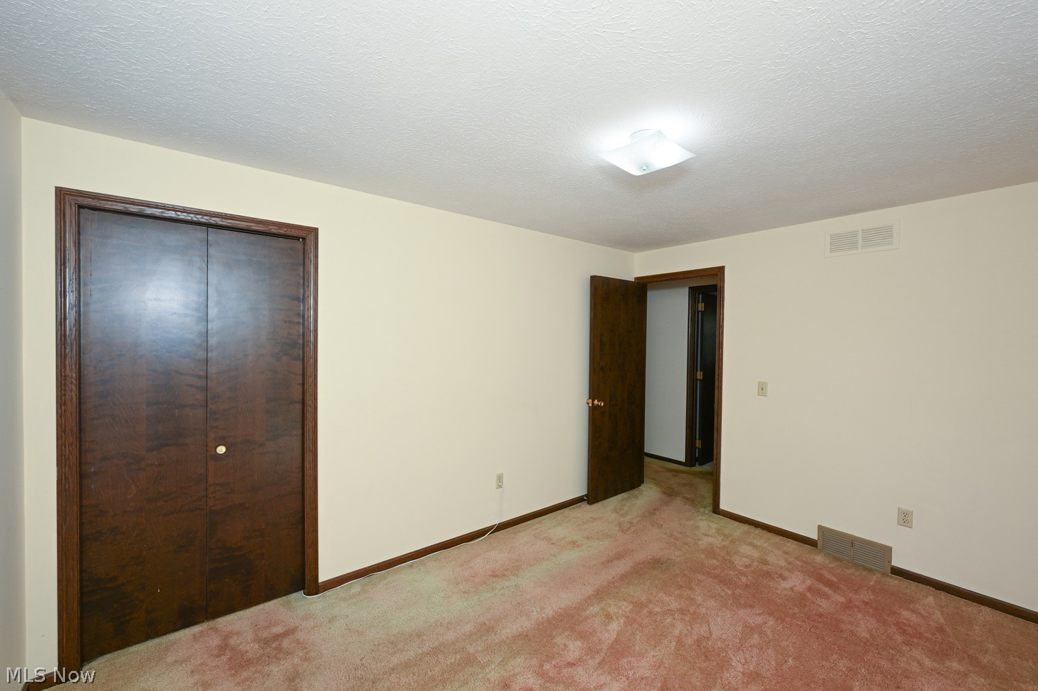 5490 Vermouth Street NW North Canton OH 44720