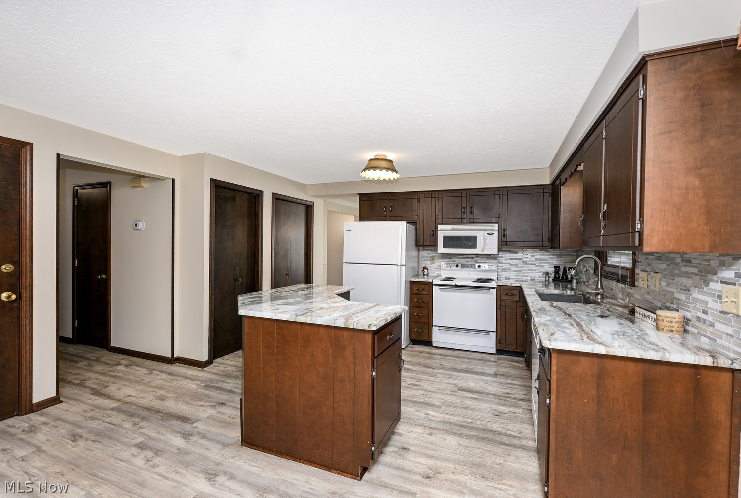 5490 Vermouth Street NW North Canton OH 44720
