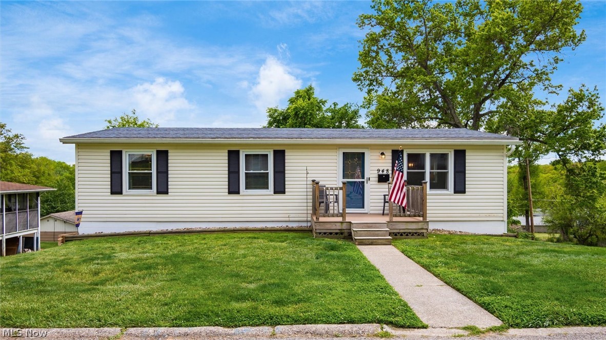 948 N Moorewood Drive Zanesville OH 43701