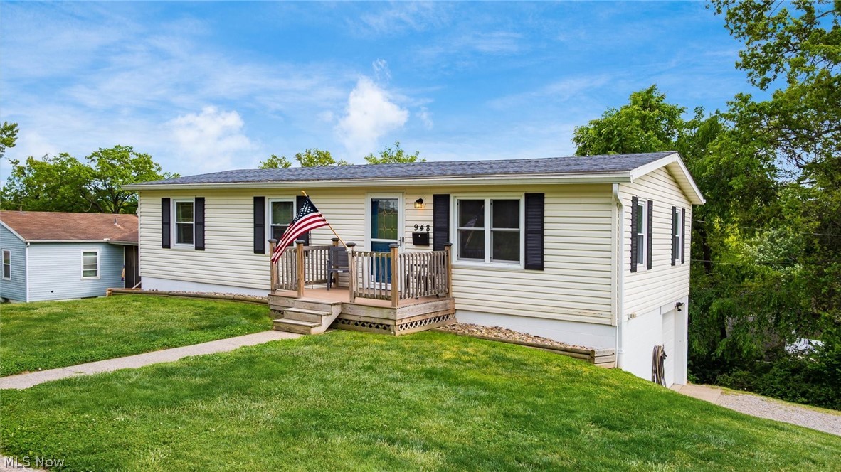 948 N Moorewood Drive Zanesville OH 43701