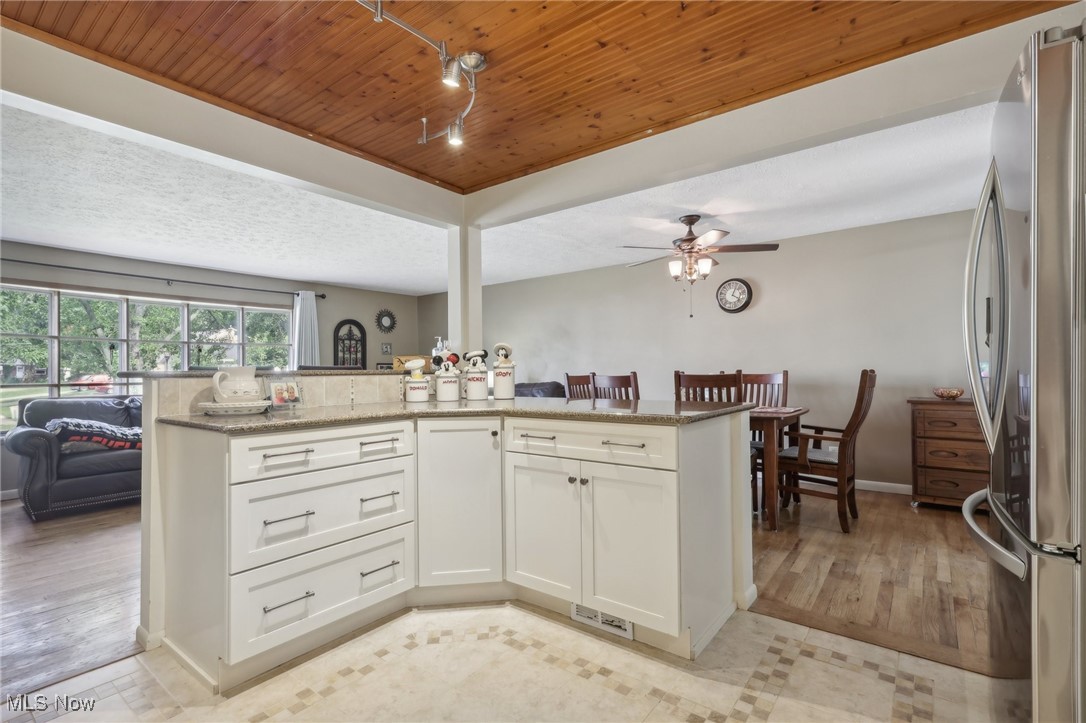 29314 Laurel Lane Wickliffe OH 44092