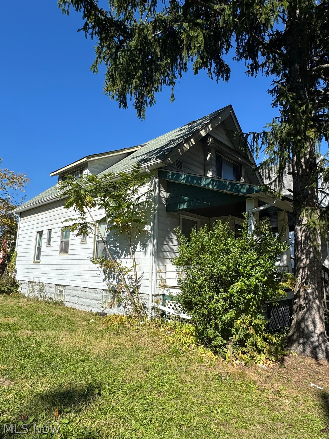 3302 E 105th Street Cleveland OH 44104