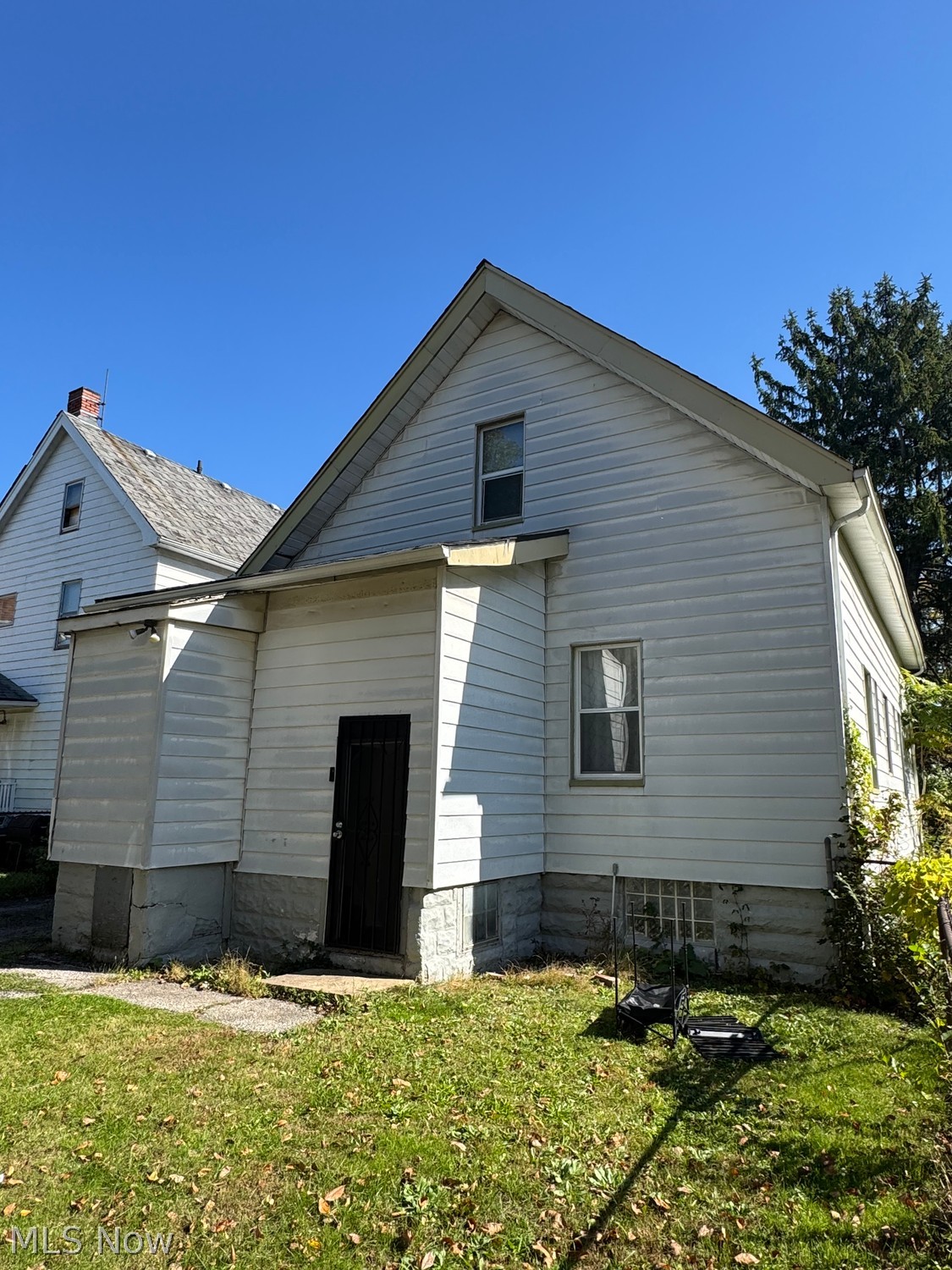 3302 E 105th Street Cleveland OH 44104