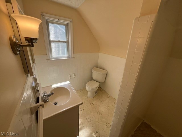 912 28th Street NE Canton OH 44714