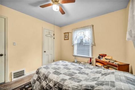 1317 Mayview Avenue Cleveland OH 44109
