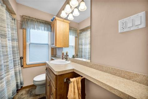 1317 Mayview Avenue Cleveland OH 44109